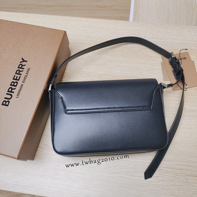Burberry專門店新款女士肩背包 巴寶莉22秋冬款大號格紋腋下包 yxb1305